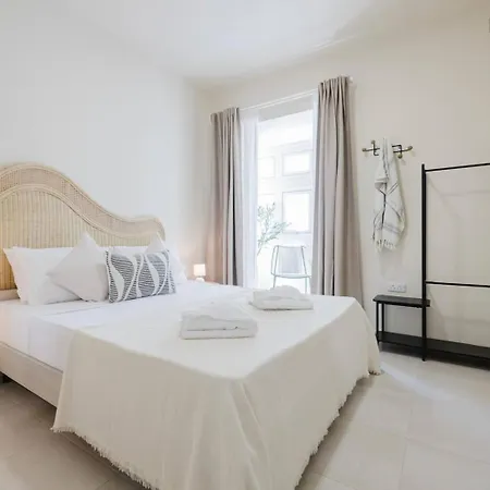 Solea In By Homely! Apartman