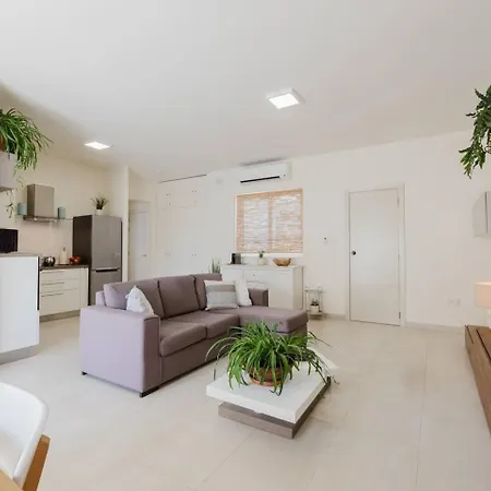 Solea In By Homely! * Mellieha