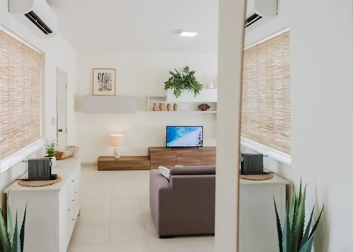 Solea In By Homely! *